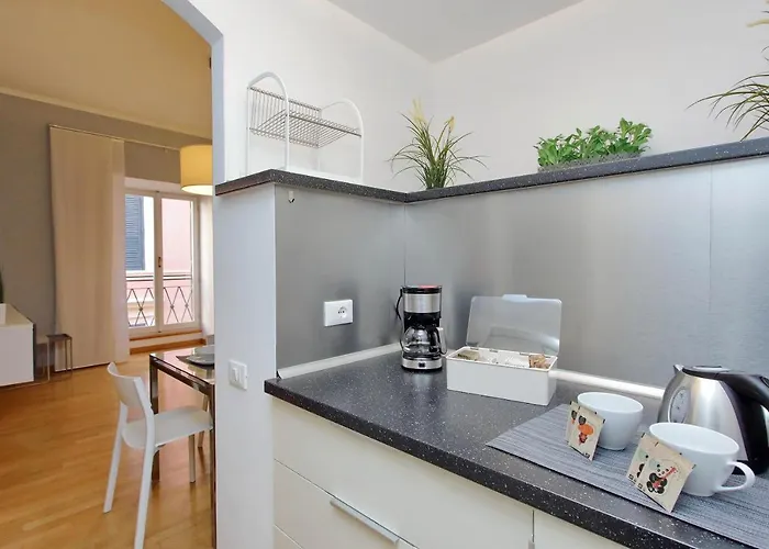 Apartment Frezza Rom