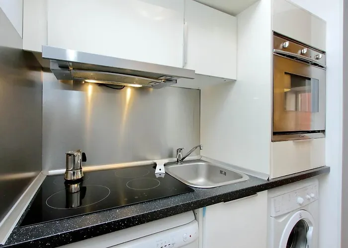 Apartment Frezza Rom